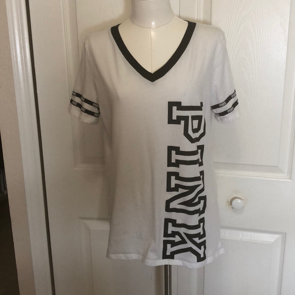 VGC “PINK” SS T-SHIRT WHITE WITH BLACK “PINK”ON LS